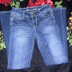 Wallflower jeans